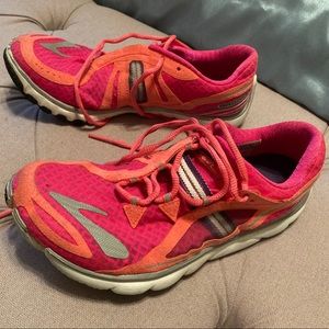 Brooks Pure Drift Running Shoes, Women’s sz 10